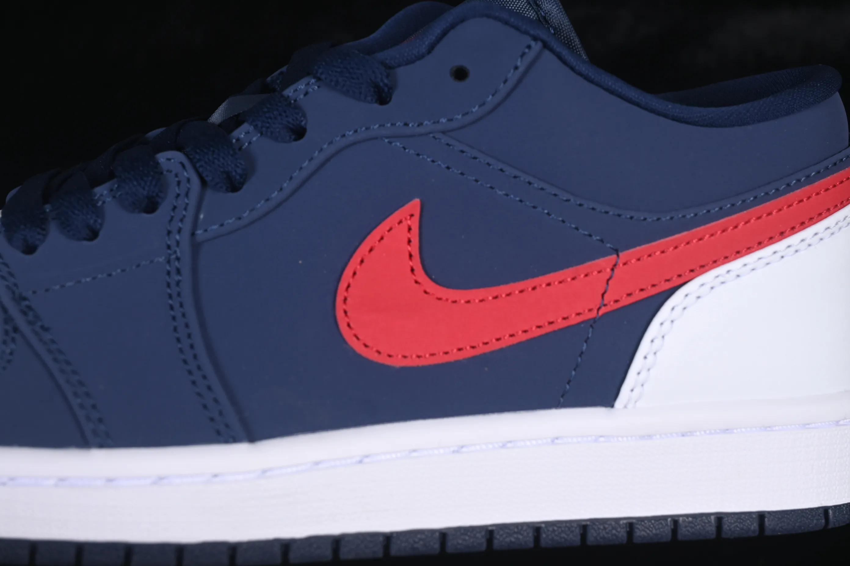 All categories Air Jordan Jordan series basketball shoes Air Jordan 1 Low G version pure original Air Jordan 1 Low AJ1 Joe 1 Patriot blue and red low-top cultural and leisure sports sneakers CZ8454-400